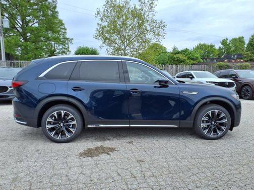 2025 Mazda CX-90 PHEV Premium Plus