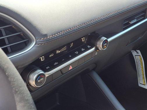 Deep Crystal Blue Mica 2026 Mazda Mazda3 2.5 S Select Sport