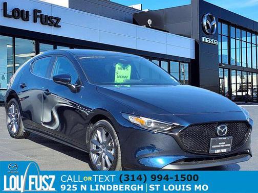 2025 Mazda Mazda3 FWD w/Preferred Package