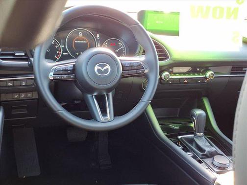 2025 Mazda Mazda3 FWD w/Preferred Package