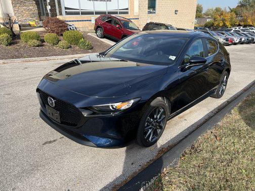 2025 Mazda Mazda3 FWD w/Preferred Package