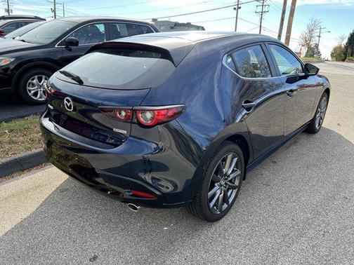2025 Mazda Mazda3 FWD w/Preferred Package
