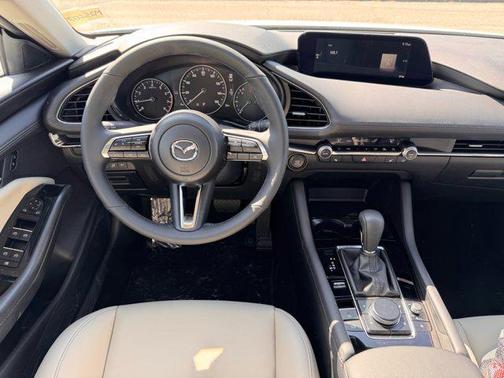 2025 Mazda Mazda3 FWD w/Preferred Package
