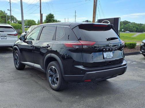Super Black 2024 Nissan Rogue SV