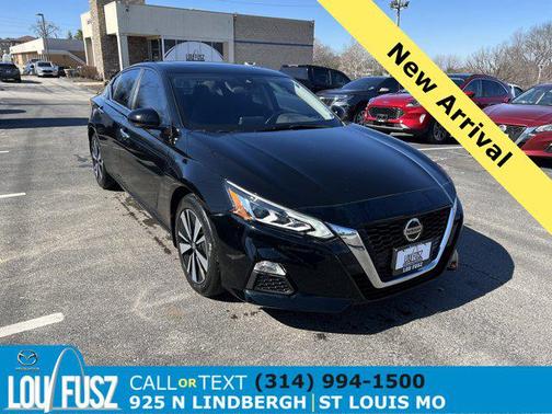 2022 Nissan Altima 2.5 SV