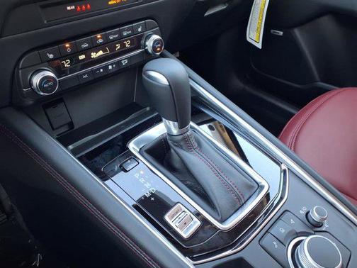 2025 Mazda CX-5 Carbon Edition