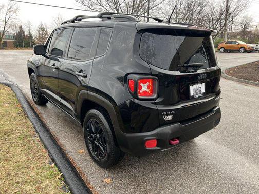 2017 Jeep Renegade Trailhawk