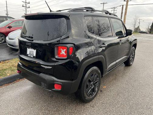2017 Jeep Renegade Trailhawk