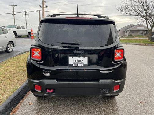 2017 Jeep Renegade Trailhawk