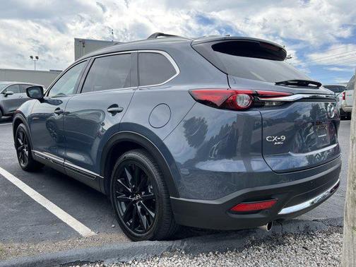 2022 Mazda CX-9 Carbon Edition