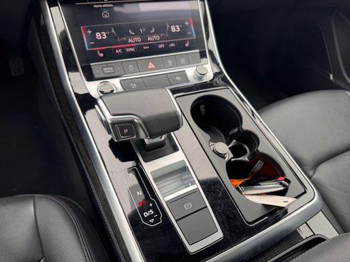 2023 Audi Q7 55 Premium Plus