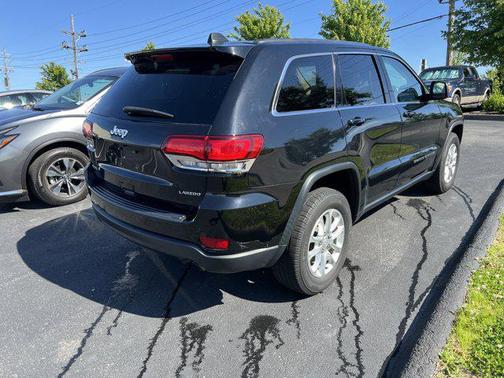 2022 Jeep Grand Cherokee Laredo