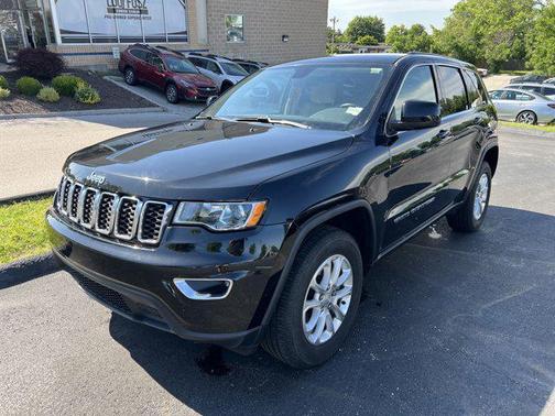2022 Jeep Grand Cherokee Laredo