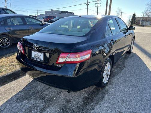 2010 Toyota Camry LE