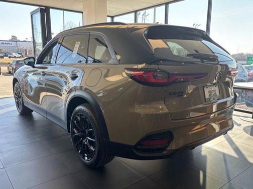 2025 Mazda CX-70 PHEV Premium Package