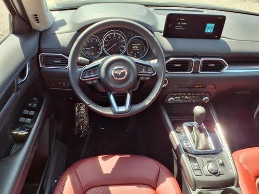 2025 Mazda CX-5 Carbon Edition