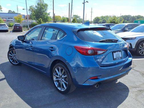 2018 Mazda Mazda3 Touring