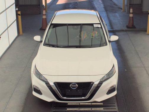 2022 Nissan Altima S FWD