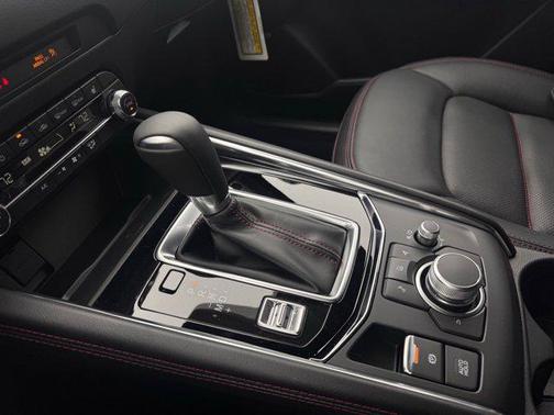 2025 Mazda CX-5 Carbon Edition