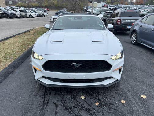 2022 Ford Mustang EcoBoost Premium