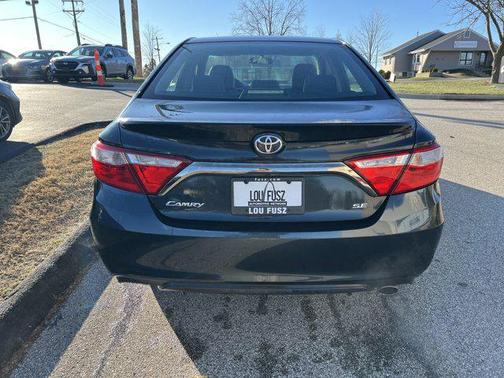 2015 Toyota Camry SE