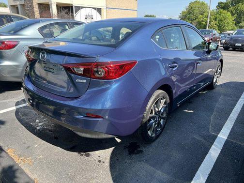 2018 Mazda Mazda3 Touring
