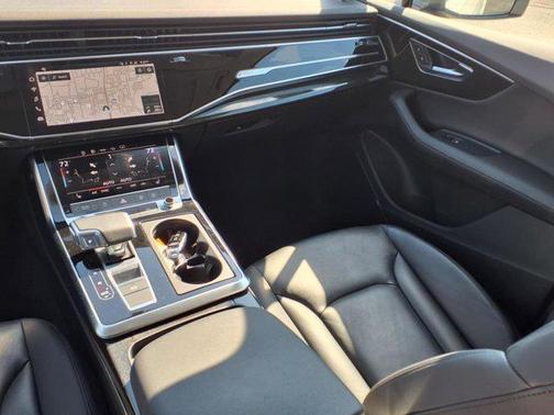2023 Audi Q7 55 Premium Plus