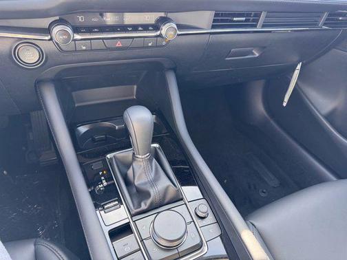 2025 Mazda Mazda3 FWD w/Preferred Package