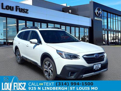 Crystal White Pearl 2021 Subaru Outback Limited XT