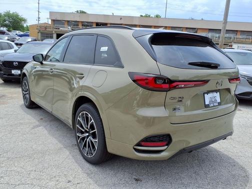 Zircon Sand Metallic 2026 Mazda CX-70 3.3 Turbo S Premium