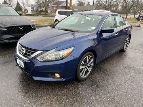 2016 Nissan Altima 2.5 SR