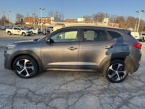 2016 Hyundai TUCSON Sport