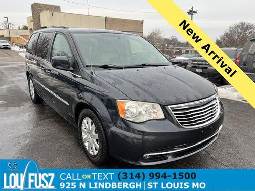 2014 Chrysler Town & Country Touring