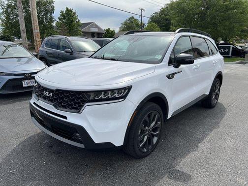 Glacial White Pearl 2023 Kia Sorento EX