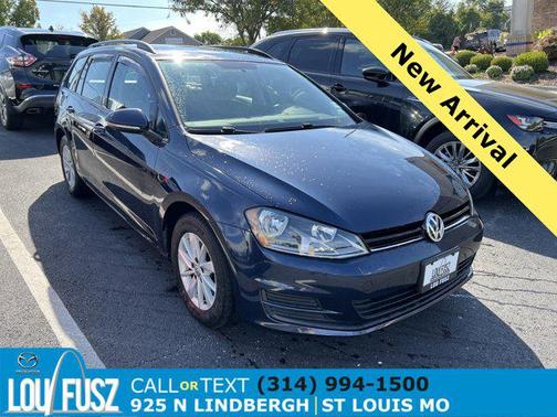 2016 Volkswagen Golf SportWagen TSI S 4-Door