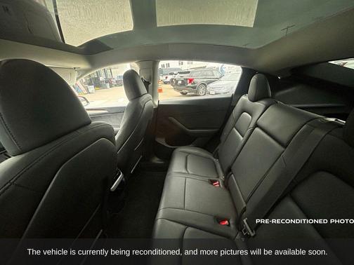2024 Tesla Model Y Base