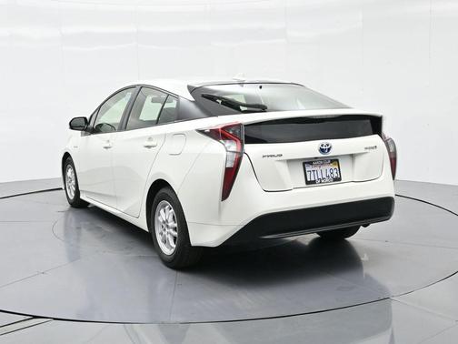 2016 Toyota Prius Two