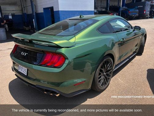 2022 Ford Mustang GT Premium