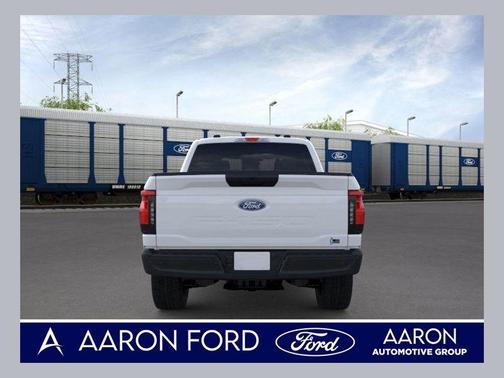 2025 Ford F-150 Lightning Pro