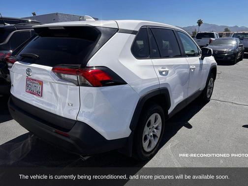 2023 Toyota RAV4 LE