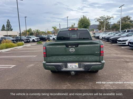 2024 Nissan Frontier SV
