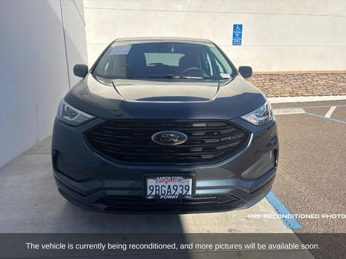 2022 Ford Edge SE