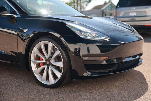 2018 Tesla Model 3 Long Range