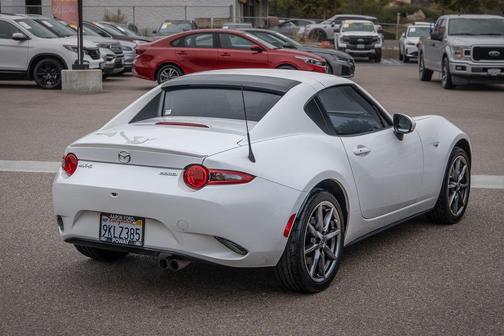 2022 Mazda MX-5 Miata RF Grand Touring