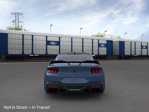 2025 Ford Mustang Dark Horse