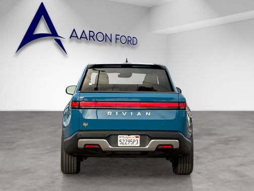 2022 Rivian R1T Launch Edition