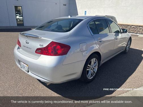 2012 INFINITI G25 Journey