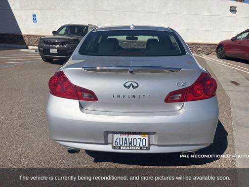 2012 INFINITI G25 Journey