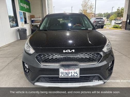 2022 Kia Niro LXS