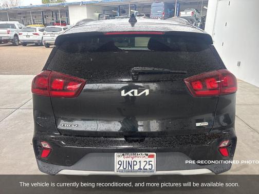 2022 Kia Niro LXS